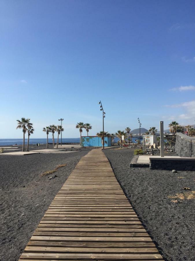 Vacaciones Frente Al Mar Apartment Канделария Екстериор снимка